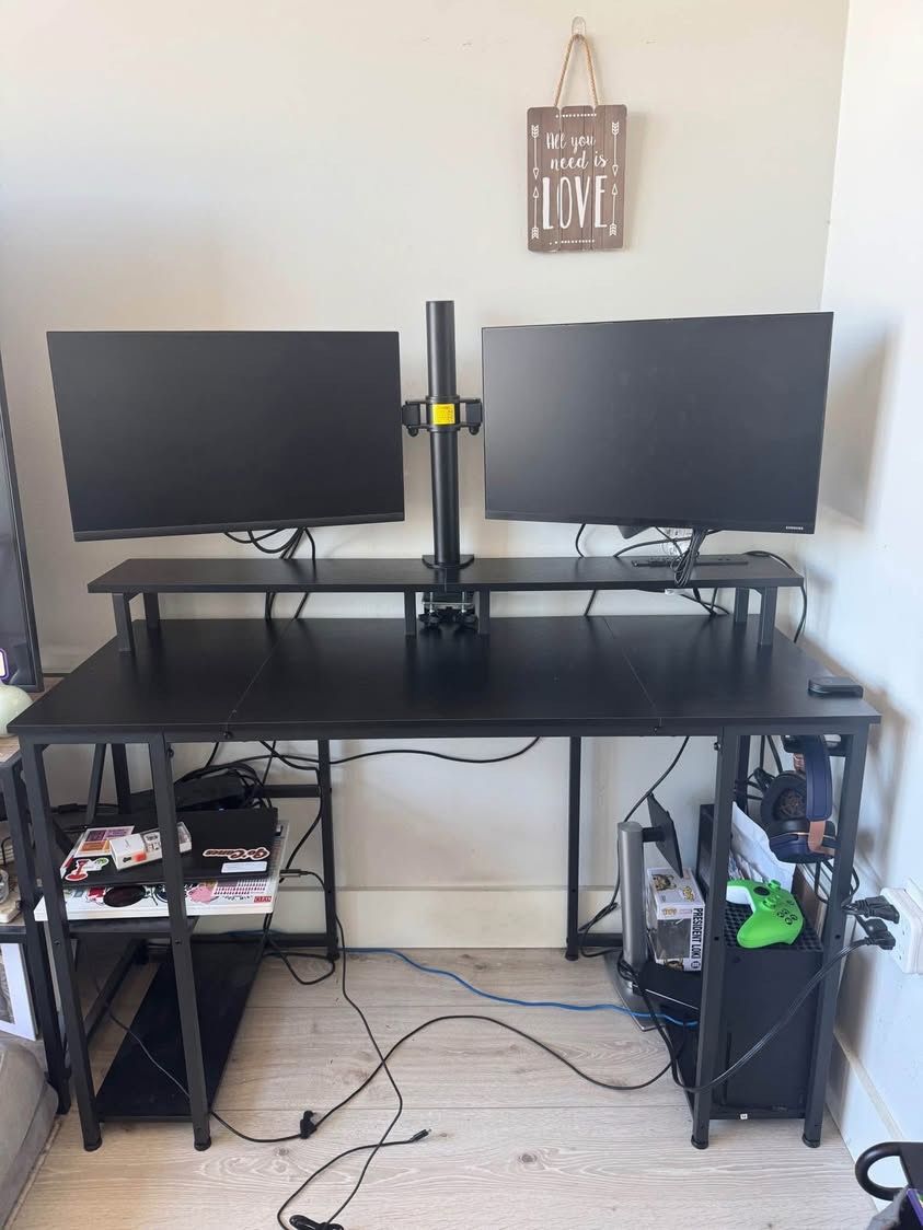 BRAND NEW DESK