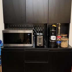 PantryCabinet 