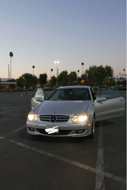 Grey Mercedes CLK 350