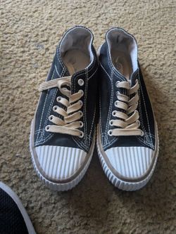 Women's 7.5 Shoes