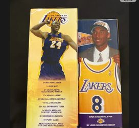 New In The Box Kobe Bryant Retirement Day Bobble Head & Stand 2016