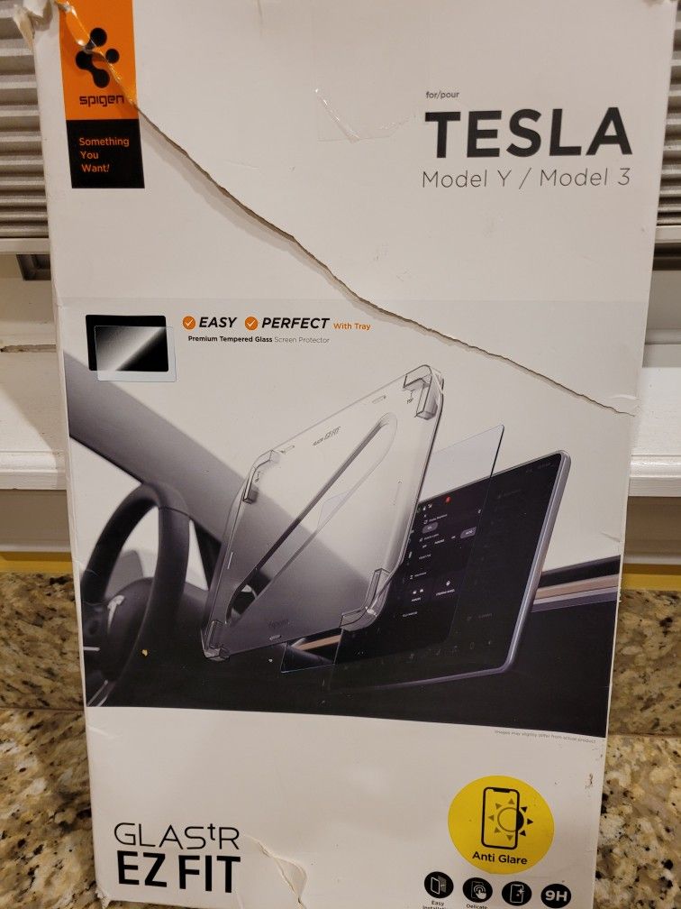 Spigen TESLA Model Y/Model 3 Tempered Glass
