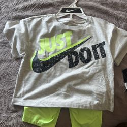 Nike Girls Size 6 Fit Set