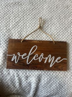Wooden Welcome Sign