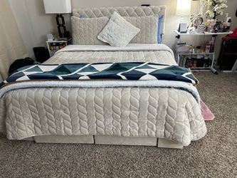 Queen bed with mattress