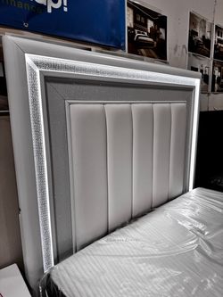 QUEEN BED FOR SALE (AVAILABLE IN KING*) !!NO CREDIT NEEDED !! TAKE IT HOME TODAY!! 🚛 SAME DAY DELIVERY AVAILABLE 🚚 Se Habla Español