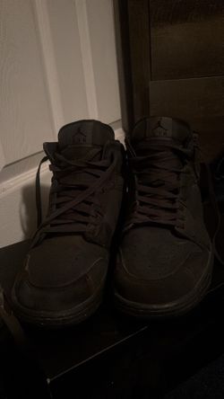 Air Jordan Mid SE Craft