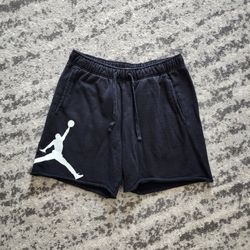 Jordan Essentials French Terry Shorts, Men's Size Medium - Black/White