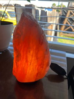 $10- Himalayan Salt Rock Lamp