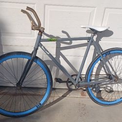 Fixie bike.