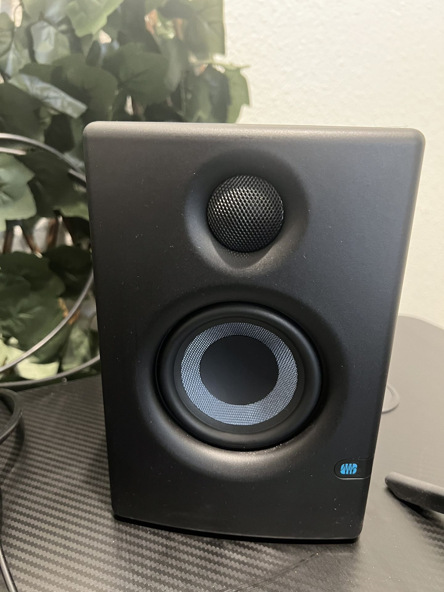 PreSonus Eris 3.5 Studio Monitors, Pair — Powered, Active Monitor Speakers for Near Field Music Prod