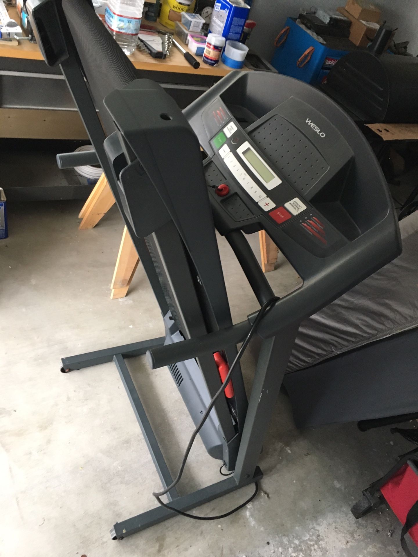 Weslo 5.9 treadmill