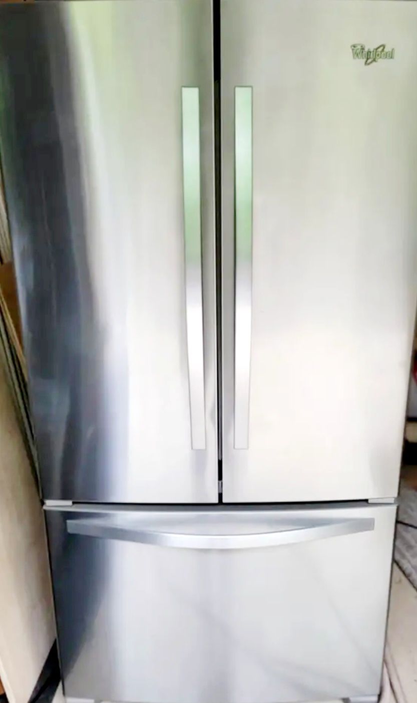 WHIRLPOOL REFRIGERATOR