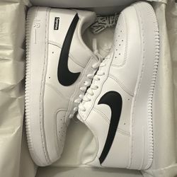Nike Supreme Air Force 1 White Black 