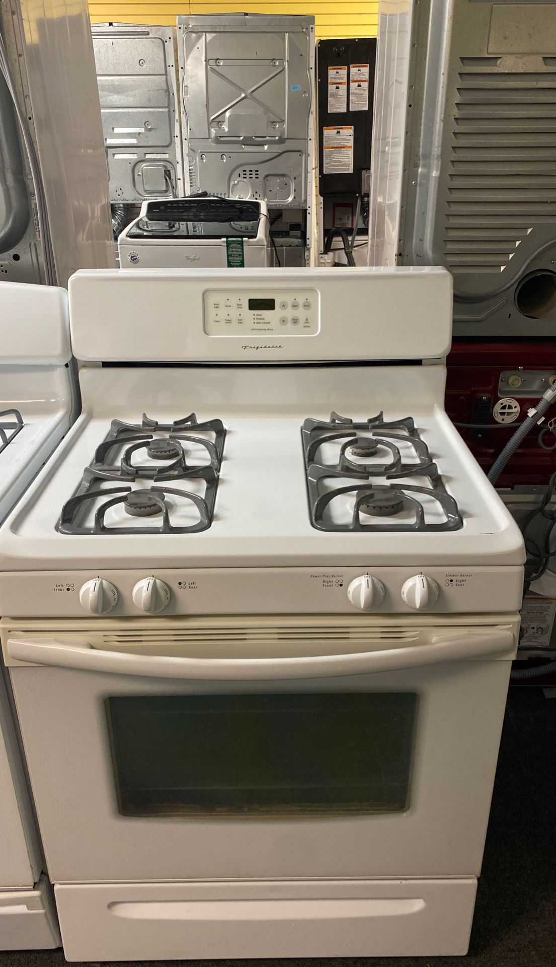 Gas stoves excellent condition delivery and installation available