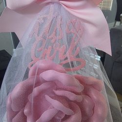 💕I Have 1 Adorable "It's A Girl " Diaper Cake 💕
