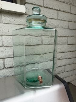 Large Glass Beverage Dispenser with Lid