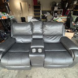 Used Electric Reclining Couches 