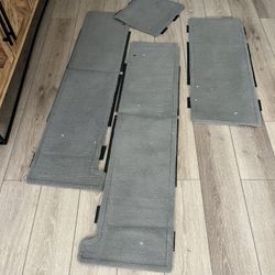 2011 Toyota sienna XLE floor mats