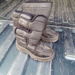 Boys Snow Boots Size 11