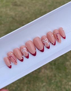 Medium almond Christmas winter Press on nails rhinestones