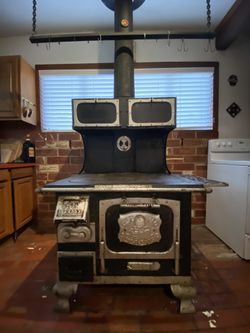 1891 Great Majestic Wood-fueled Cook Stove for Sale in Olympia, WA - OfferUp