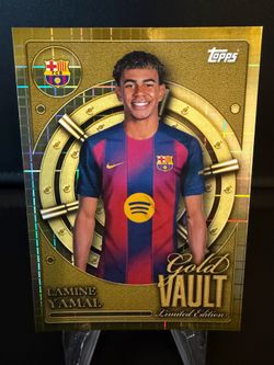 Lamine Yamal Topps Gold Vault