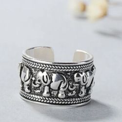 R68 – Amazing Huge Elephant Ring!