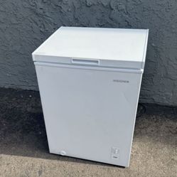 Standing Deep Chest Freezer