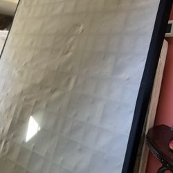 Queen Bed box springs