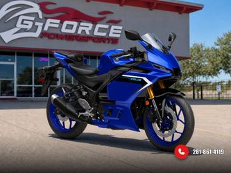 2025 YAMAHA YZF-R3