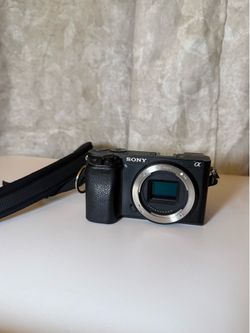 Sony A6300 Mirrorless Camera Body EXCELLENT CONDITION + Battery pack