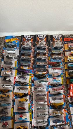 90 hot wheels and miscellaneous cars matchbox