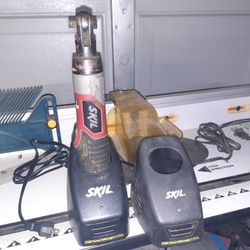 SKIL 1/4" Electric Ratchet 