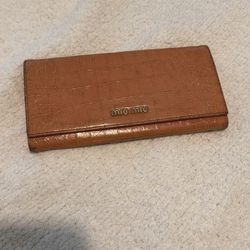 Miu Miu Croc Embossed Leather Wallet – Brown Designer Clutch