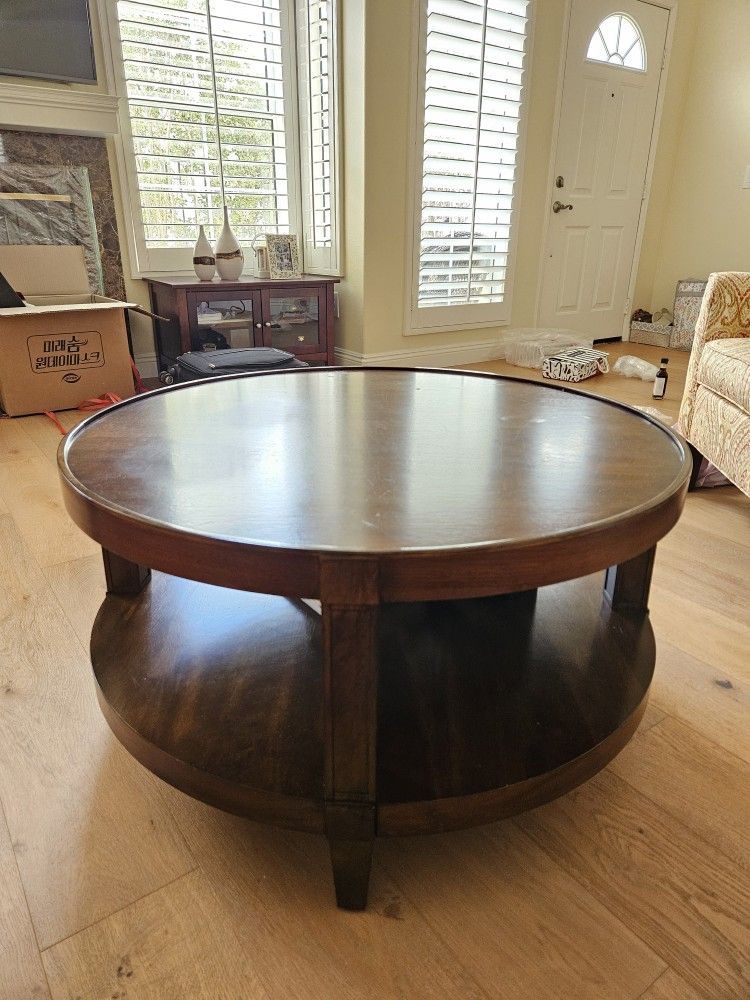 Round Wood Table