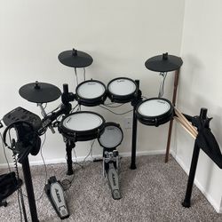 Alesis Drum Kit