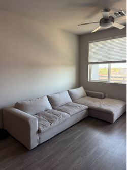 Sectional couch