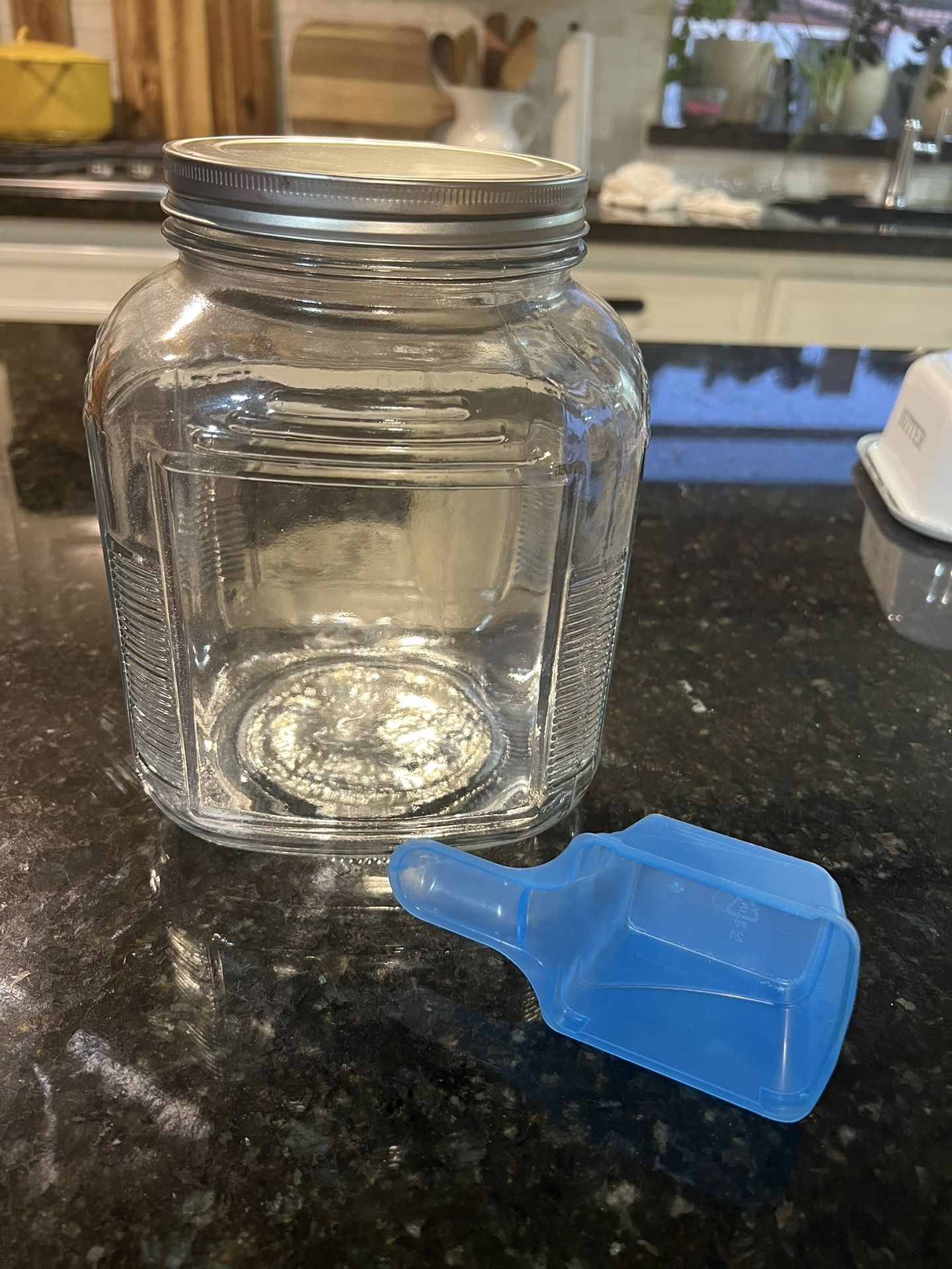 Laundry Detergent Storage Glass Jar With Scooper