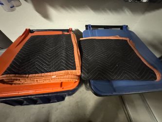 Lots of Moving Blankets/ Pads