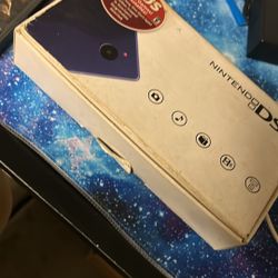 Nintendo DSi Metallic Blue