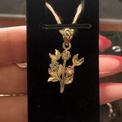 Flower Pendant 