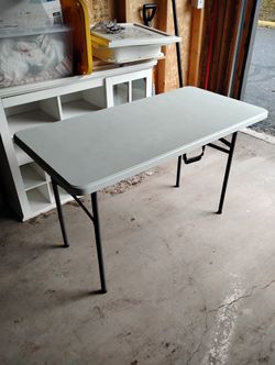 Foldable Table 