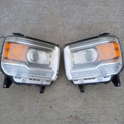 2018 GMC Sierra Headlights 