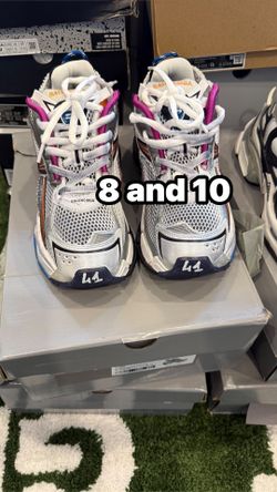 Balenciaga Runner Size 8