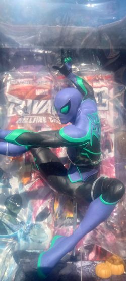 MARVEL RIVALS "SPIDERMAN" 12" CHASE FIGURE