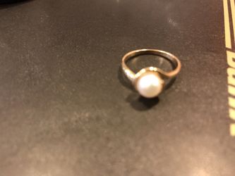 14K yellow gold pearl ring