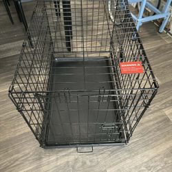Medium Dog Crate (30”L) - Like New Condition 🐶