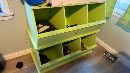 Used Green Six Bin Badger Box Wooden Toy Storage Cubby Kids Organizer