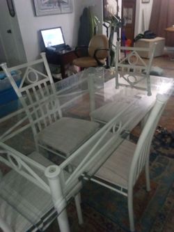 Dinning set